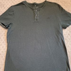 Men's Dark Green American Eagle Henley - Size Small